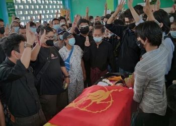 緬甸又一華裔少年遭槍殺 悲哀母親怒號：不愛中共