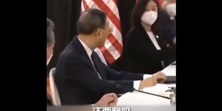 楊潔篪在中美會談中長達16分鐘的中文講話，根本沒有想翻譯（圖片來源：視頻截圖）