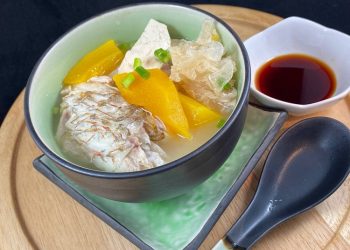【梁廚美食】木瓜魚頭銀耳豆腐湯/葡萄酒忌廉汁扒西蘭花松本茸/木瓜銀耳紅棗羹