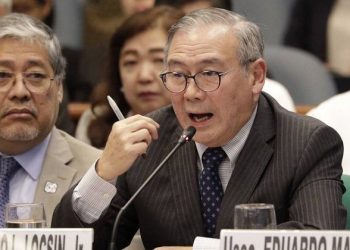 中共海警船賴著不走 菲外長直接暴粗口勒令『滾蛋』