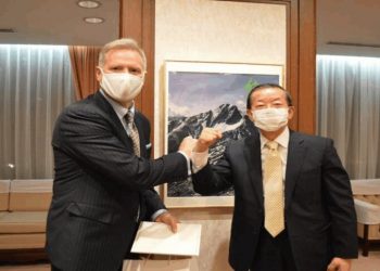 美臺斷交後首見 臺灣駐日代表官邸迎來美代理大使