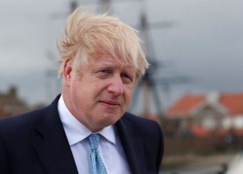 境外奢華旅遊渉違規 英首相遭國會調查 恐被停職