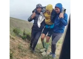 甘肅牧羊人救6名馬拉松選手 網友怒罵賽事主辦機構