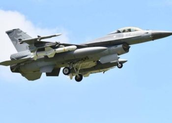 臺灣F-16戰機抵臺提升性能 返美后繼續作戰訓練