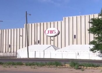 全美JBS加工廠因駭襲關停 或令牛肉等產品漲價30%