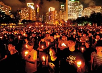 接紀念“六四”重任 台灣舉行悼念晚會