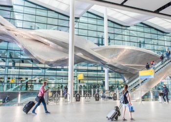 英格蘭放寬國際旅行 為經濟復蘇開啟綠燈
