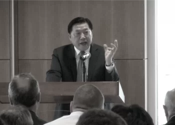 陸媒暗訪揭涉色“成人奶媽”亂象 高官享人奶宴被翻出