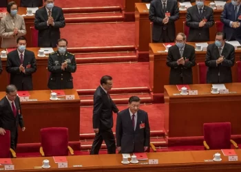 黨校講話有異 習李內鬥登上官媒頭版？