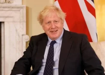 英國疫情呈反彈跡象 壓力下政府堅持不恢復封鎖措施