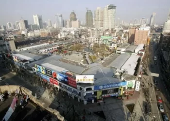 中國房地產低迷 地方政府財務陷空前危機