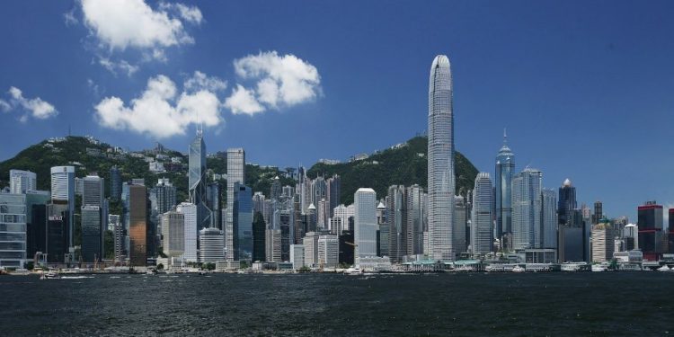圖為香港維多利亞港景觀。(圖片來源:gettyimages)