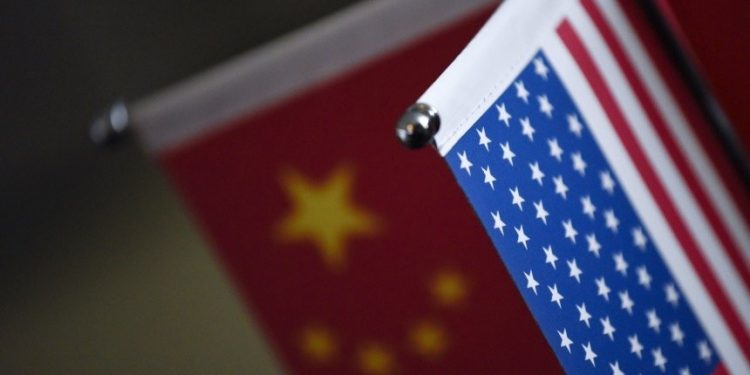 美國一份最新民調顯示，逾半數受訪者認為，當前美國面臨的最大威脅是中國（中共），不再是俄羅斯。（圖片來源：Getty Images)