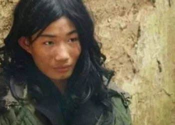 父母喂飯隨地大小便 中國第一懶人23歲活活餓死