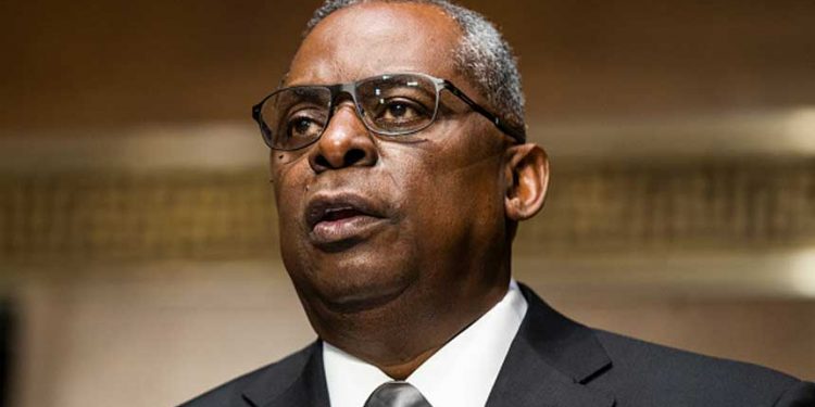 美國國防部長勞埃德·奧斯汀(Lloyd Austin) (Photo by Jim Lo Scalzo-Pool/Getty Images)