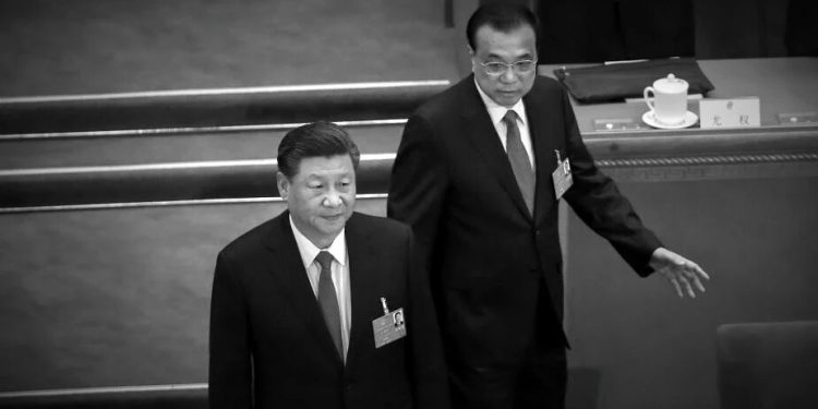 中共國務院總理李克強公開談論了中國經濟政策的走向,期間他罕見提到,將不會搞“大水漫灌”的宏觀政策,本次李克強公開露面,也改變了以往的唱反調做法。(圖片來源:Andrea Verdelli/Getty Images)