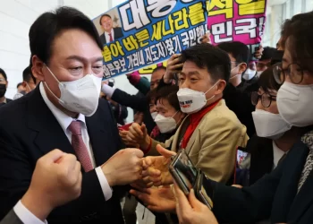 富豪線上發起myulgong反共運動 韓總統候選人及網友紛支持