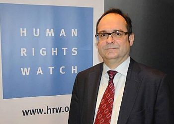 人權組織敦促國際奧委會主席辭職 網友揭巴赫“黑歷史”