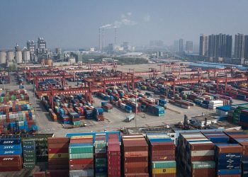 經濟不穩動搖中共政權？官員警告：穩經濟也是政治問題