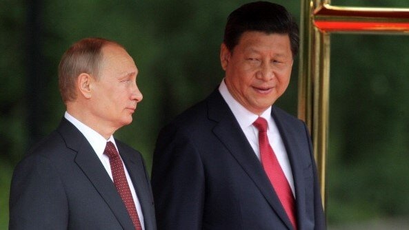 中共黨魁習近平與俄羅斯總統普京。(圖片來源:gettyimages-492383529)