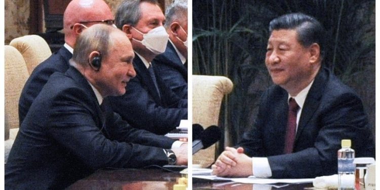 俄羅斯總統普京（左）在北京冬奧會開幕當天下午抵達北京，馬上與中國領導人習近平（右）會面並簽署了出口石油等大宗商品協議。（圖片來源：Getty Images 合成圖）