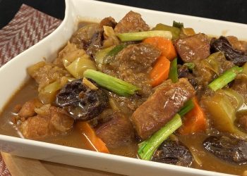 【梁廚美食】青萍果西梅燴豬柳/生地黃棗仁粥