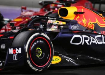 賽場近郊油庫遭轟炸 F1沙特站大賽上演“生死時速”