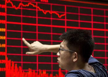 專家：中共挺俄又封城 將親手摧毀中國經濟