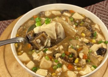 【梁廚美食】海參花膠滑豆腐/雪梨菜乾煲西施骨/素沙茶醬豆腐蘆筍甜椒