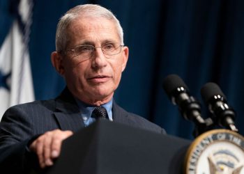 全世界都嗅到血腥味 ？福奇：中共清零是一場“災難”