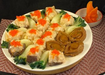 【梁廚美食】百花釀花膠海參配蠔皇鮑魚/豉汁梨筍龍蝦球/黑木耳青豆冬菇炆烤麩