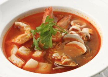 【梁廚美食】馬賽海鮮湯/芝士汁燴龍蝦/意大利黑醋雞肉沙律