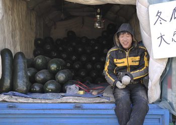 經濟專家：許多非官方數據顯示中國經濟已陷困境