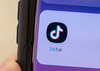 美媒重磅調查：TikTok至少300人出身中共官媒