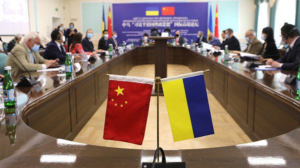 北京公開對烏克蘭示好,打臉普京。(圖片:credit should read Yuliia Ovsiannikova / Ukrinform/Future Publishing via Getty Images)