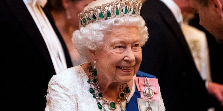 英国女王伊丽莎白二世2019年12月11日在白金汉宫 (Photo by Victoria Jones - WPA Pool/Getty Images)