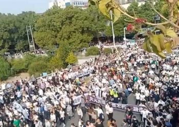 湖南山火持續 傷亡人數成謎 民眾浩大遊行直播被掐斷