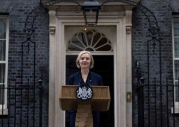 英首相為何辭職 繼任者是誰？