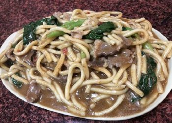 【梁廚美食】沙茶醬羊肉炒麵/菜乾北杏臘鴨腎蜜棗湯/蜜味叉燒