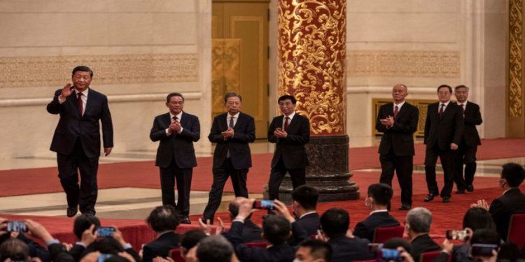 習近平率新一屆常委亮相。（圖片：Kevin Frayer/Getty Images）