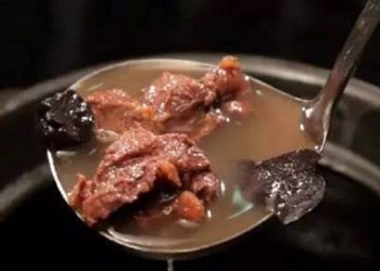 【梁廚美食】火雞肉羽衣甘藍藜麥沙律/花生眉豆火雞骨粥/首烏牛展湯