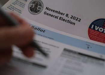 美國中期選舉臨近 中共成美兩黨打擊對象