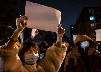 【香港要聞】「顏色革命雛形」？海內外港人：團結一致抗共；黎智英律師簽證遭擱置 多國議員譴責
