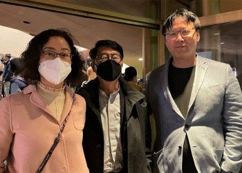 華人連續八年觀神韻 感佩藝術家們全身心奉獻