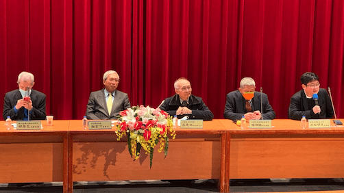 「社團法人中華民國自由通訊傳播協會」18日主辦「歲末紛亂世局下 展望台灣前景」 座談會。(希望之聲 斐珍)