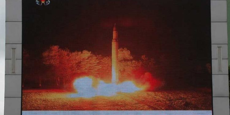 韓國防專家:朝鮮可能擁有數十枚核武 (圖片:KIM WON-JIN/AFP via Getty Images)