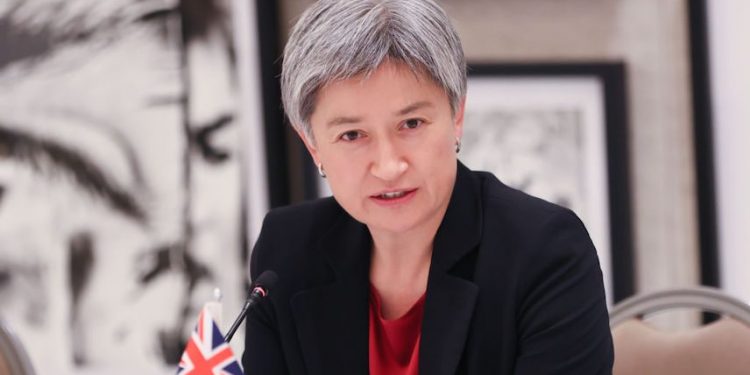 2022年9月22日,澳大利亞外交部長黃英賢(Penny Wong)在美國紐約舉行的MIKTA外長會議上發言。(Photo by Cem Ozdel/Anadolu Agency via Getty Images)