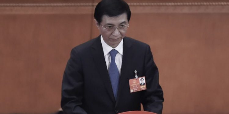 中共派李強王滬寧接管防疫。圖為資料照。(圖片:Getty Images)
