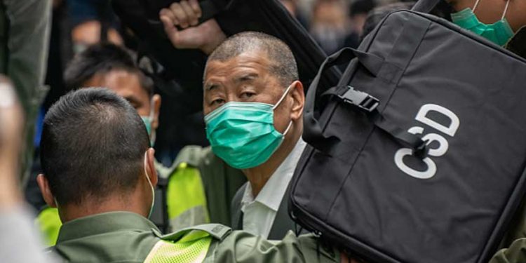 黎智英因欺詐罪被判入獄5年9個月 (圖片: Anthony Kwan/Getty Images)