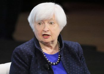 美國財長耶倫近日警告，如果美國政府未能提高債務上限導致債務違約的話，將會引發全球金融市場危機，損害美元的全球儲備貨幣地位。(圖片： Michael M. Santiago/Getty Images)